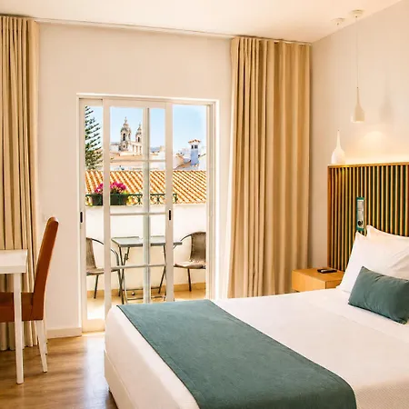 فندق Sol Algarve By Kavia 2*